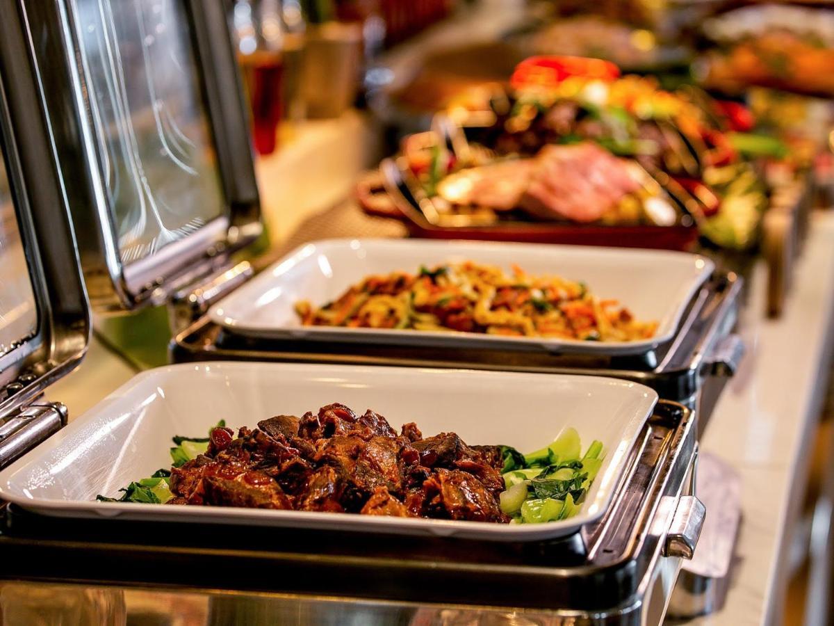 Oriental Hotel Okinawa Resort & Spa Наґо Екстер'єр фото A chafing dish