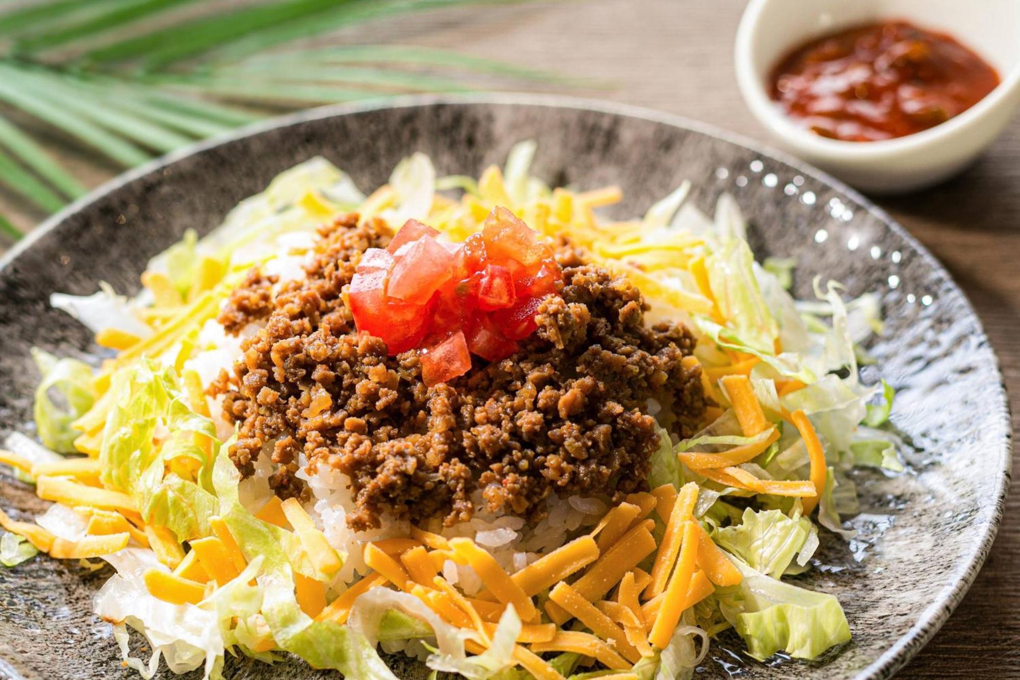 Oriental Hotel Okinawa Resort & Spa Наґо Екстер'єр фото Taco rice